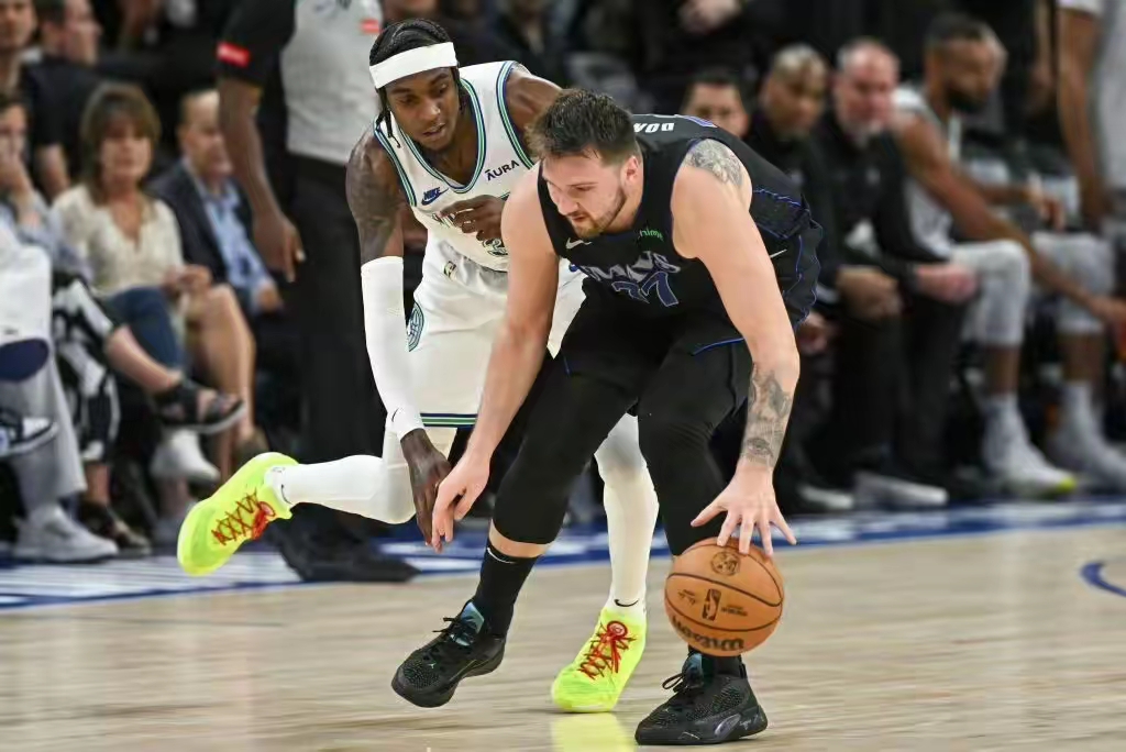 官网-达拉斯独行侠vs明尼苏达森林狼回放最新